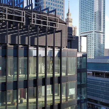 Onz Tower Varşova